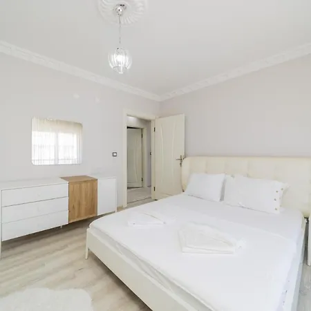 Luminous Flat W Balcony 15 Min To Hadrian Gates * Antalya